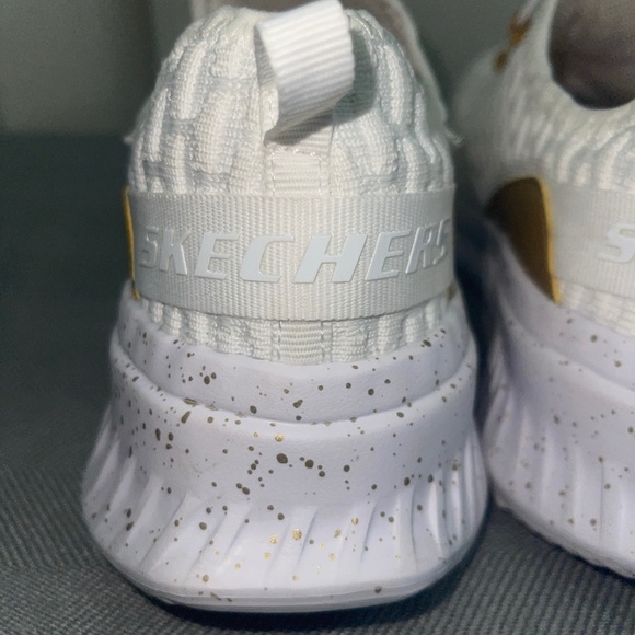 Share  Skechers Work Relaxed FIT: TILIDO ' CLAIRIT Lace Up Athletic W/Slip - Picture 7 of 16